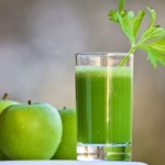 Suco de maçã com aipo para dormir bem!