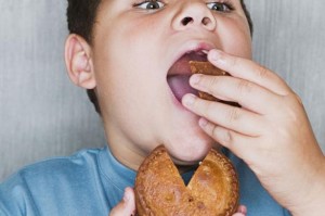 Hoje em dia, os maus hábitos alimentares começam na infância!