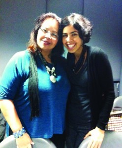 Conheci a Bela Gil durante as palestras "Saúde é outra coisa" da escritora Sonia Hirsch, no Rio de Janeiro. A Bela foi muito simpática e solícita com todo mundo. Foi um prazer tê-la conhecido.