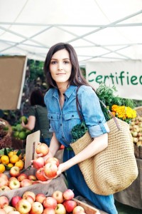 A nutricionista holística americana Ashley Neese concedeu uma entrevista exclusiva para o Blog Alternativas Saudáveis